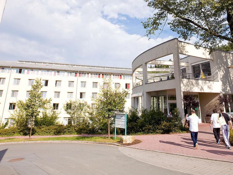 Außenansicht Klinik am Brunnenberg