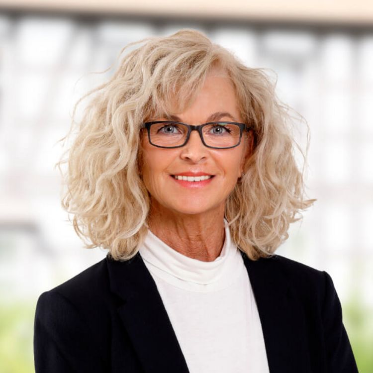 Claudia Teichert
